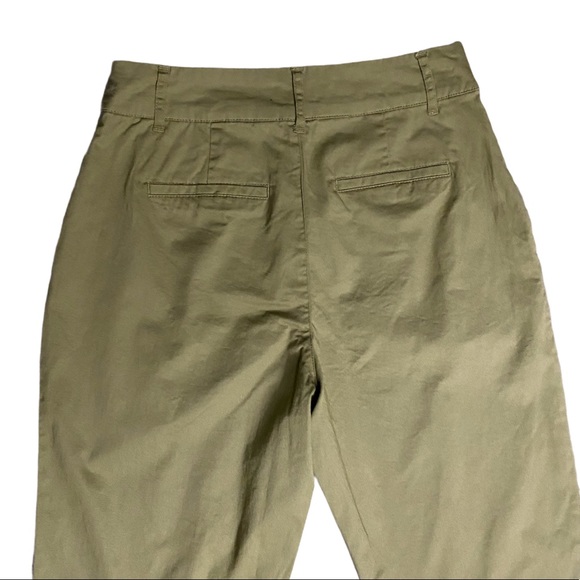 🆕 NWT a new day. Olive Pant Green Cargo Trousers with Rolled Cuff Pockets! [2] - Picture 5 of 8